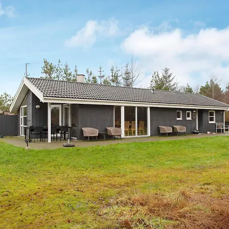 Hotel Four-bedroom In Fjerritslev 10