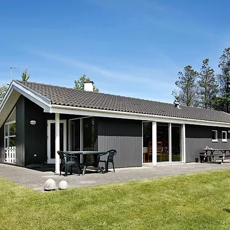 Four-bedroom In Fjerritslev 10
